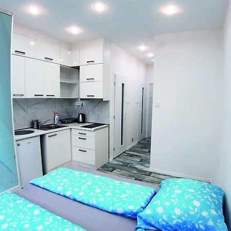 White Apartment, Kraskova 2, Братислава Екстериор снимка